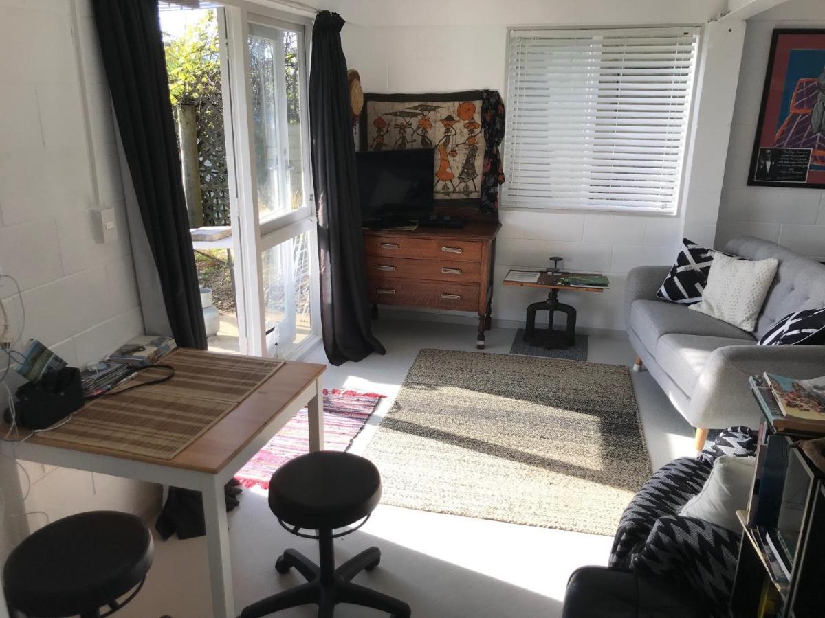 Ohiwa Harbour Studio Apartment Waiotahi Extérieur photo